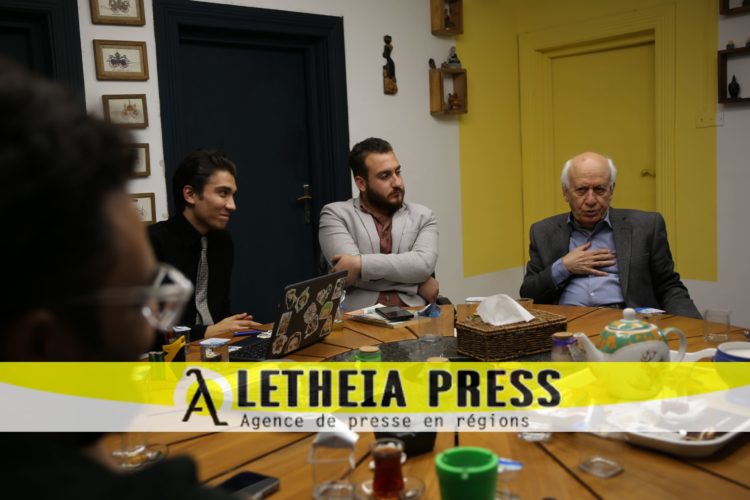 Les membres de l’organisation Moja se réunissent régulièrement pour échanger et mettre en place des actions. (© Aletheia Press / M.Railane)